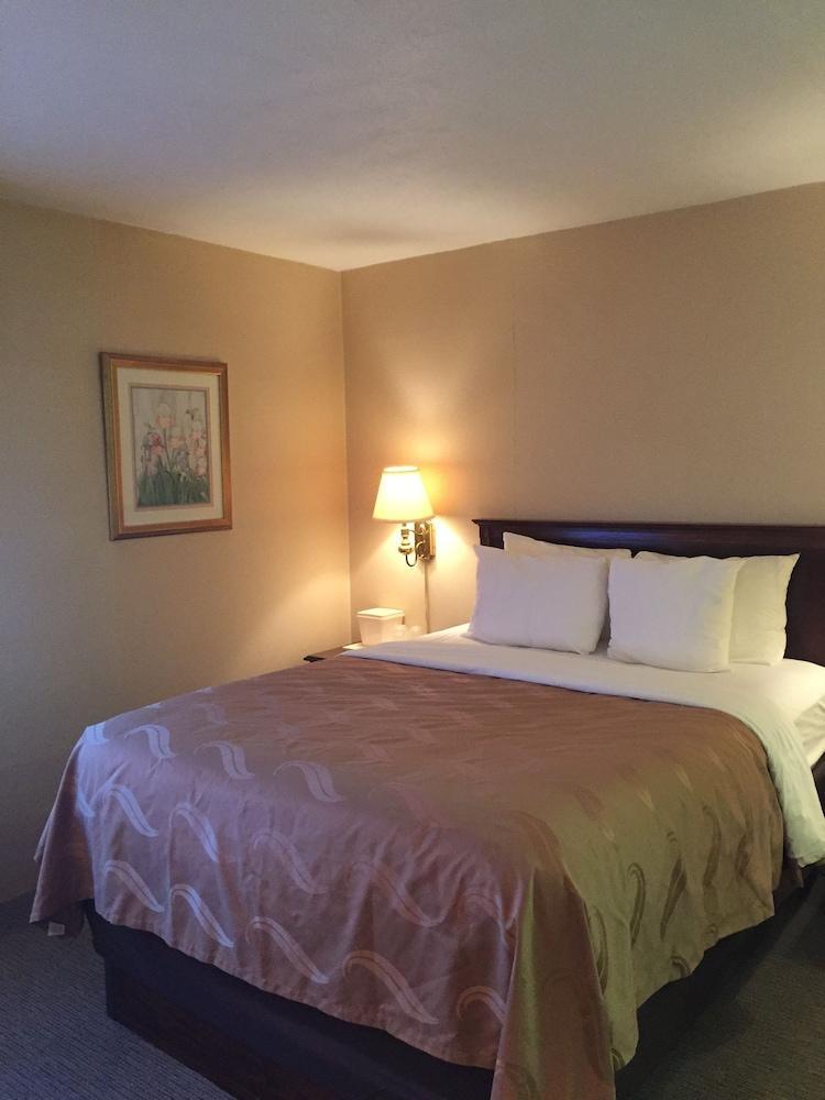 Quality Inn Pittsburgh Airport Oakdale Eksteriør billede