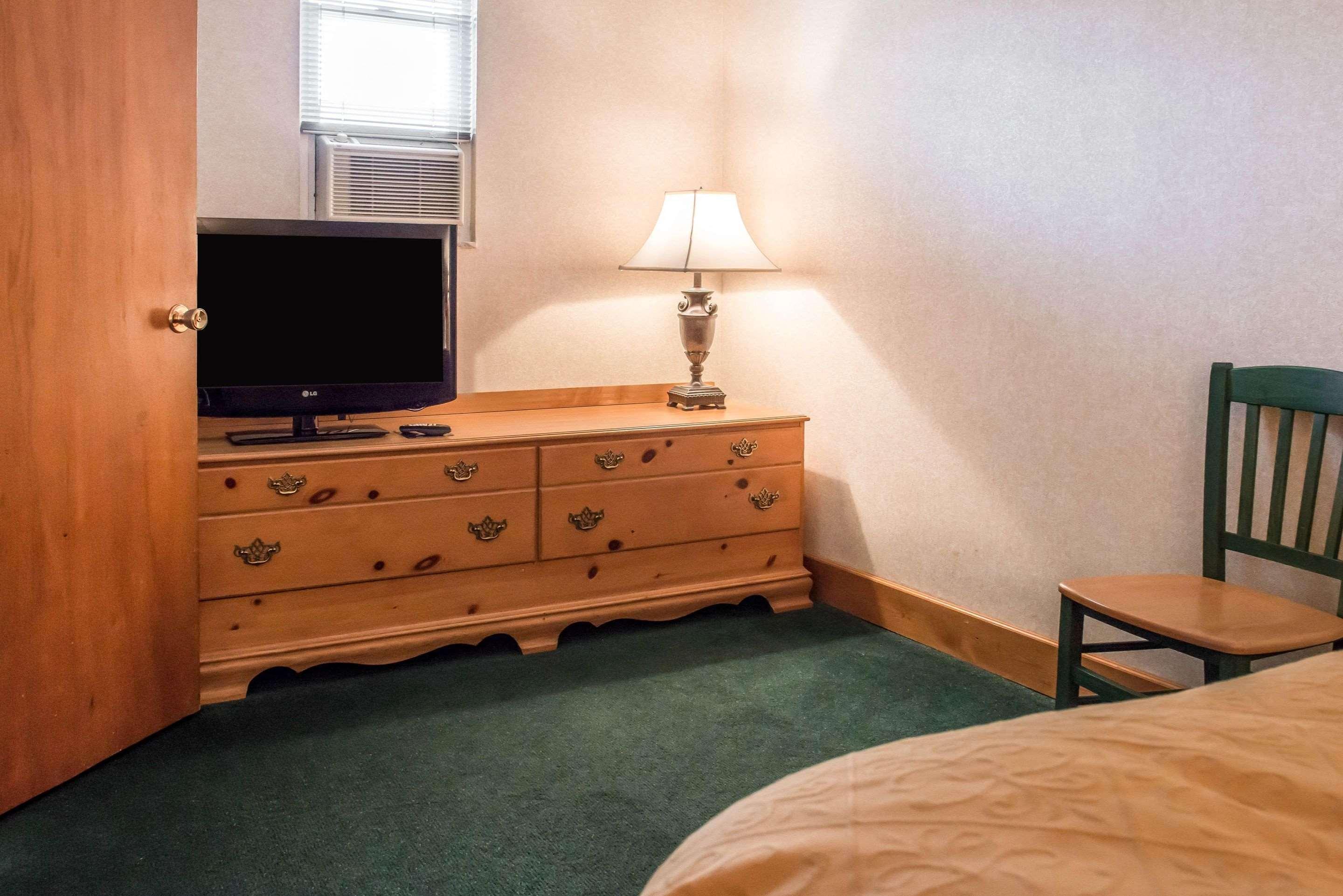 Quality Inn Pittsburgh Airport Oakdale Eksteriør billede