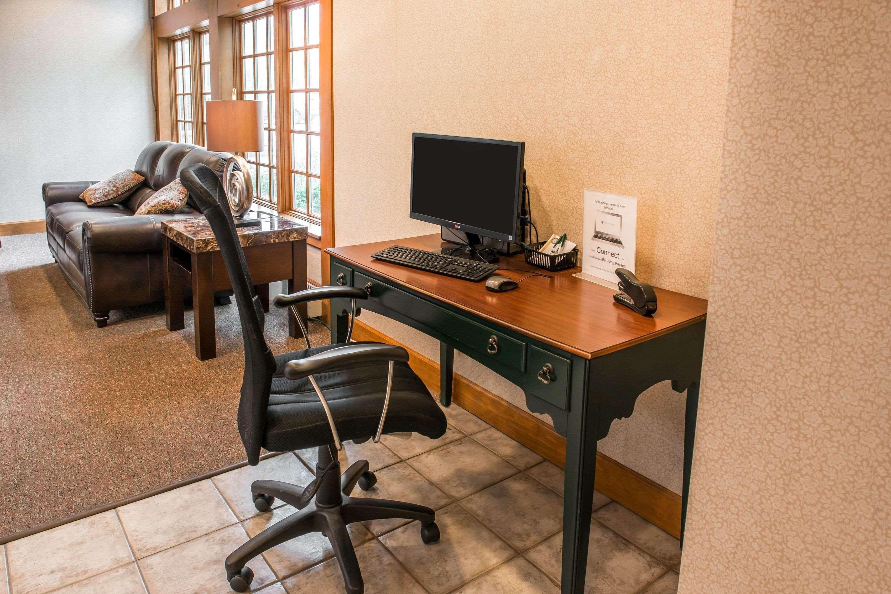 Quality Inn Pittsburgh Airport Oakdale Eksteriør billede