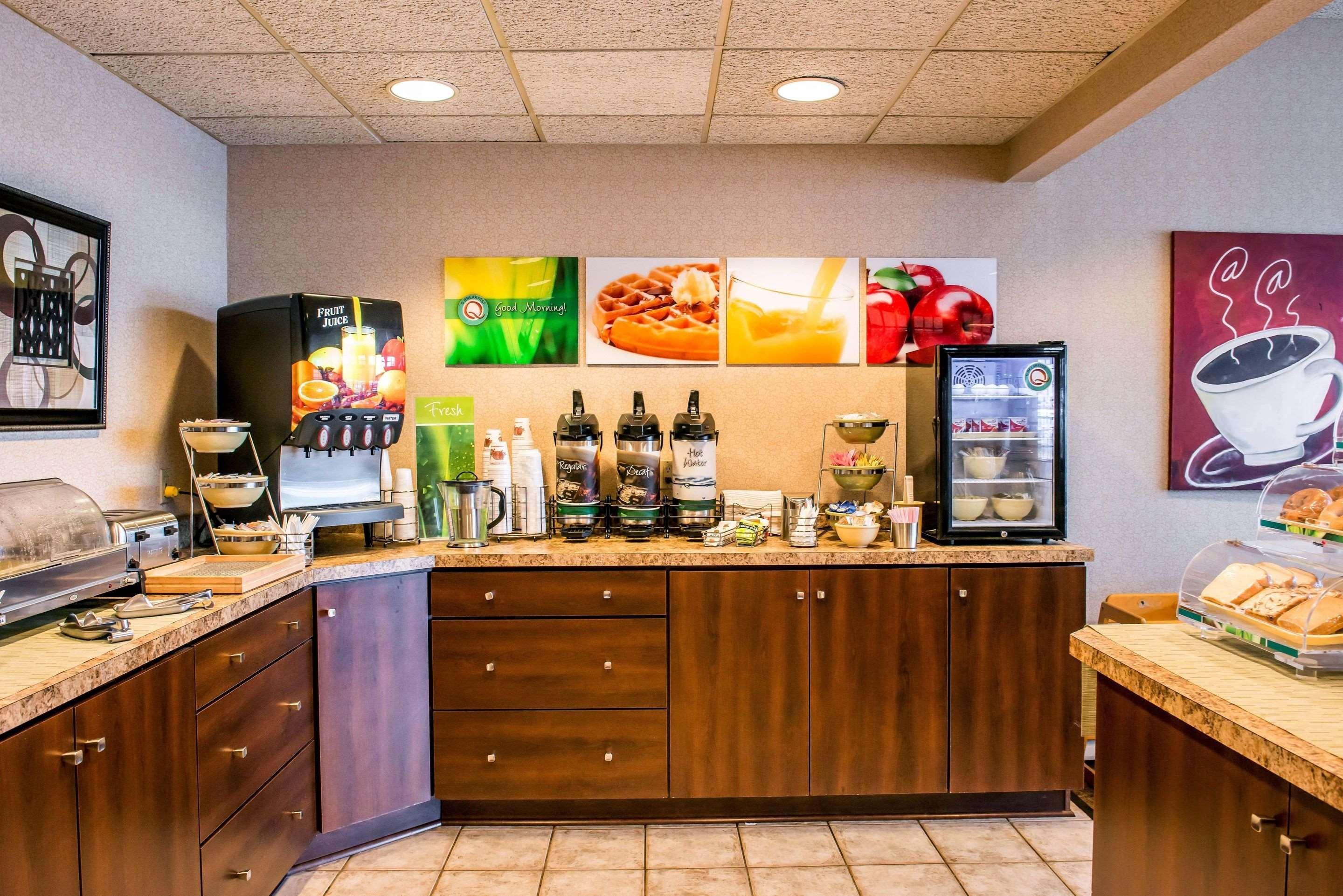 Quality Inn Pittsburgh Airport Oakdale Eksteriør billede